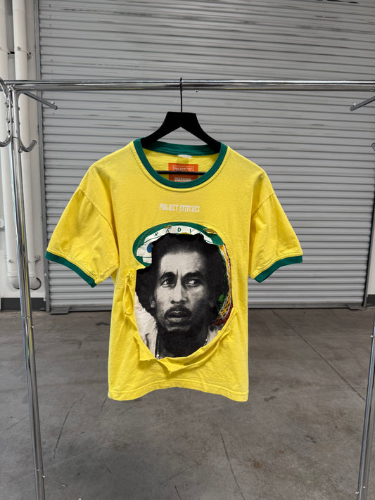 Peeker Tee